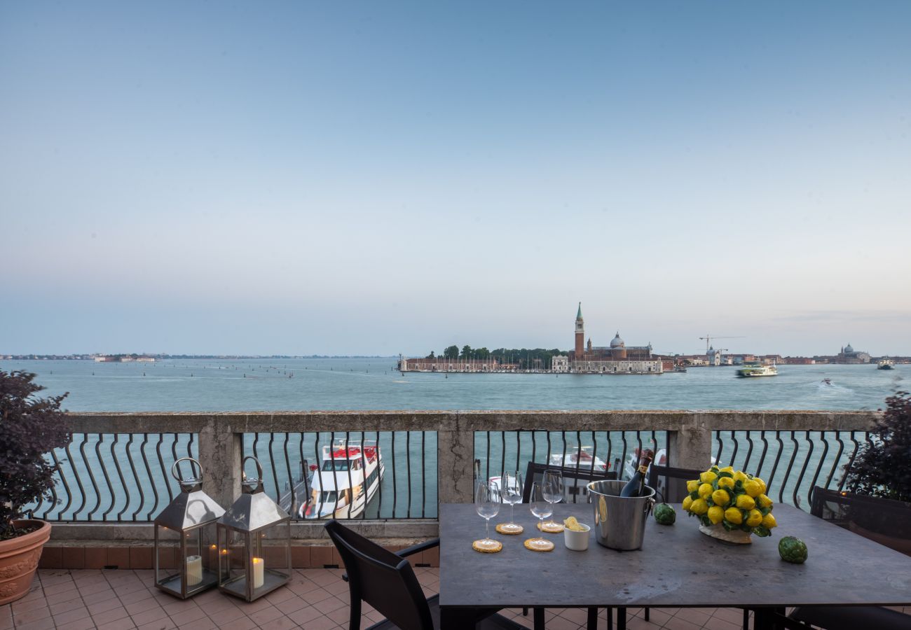 Appartamento a Venezia - Attic Boutique San Marco R&R