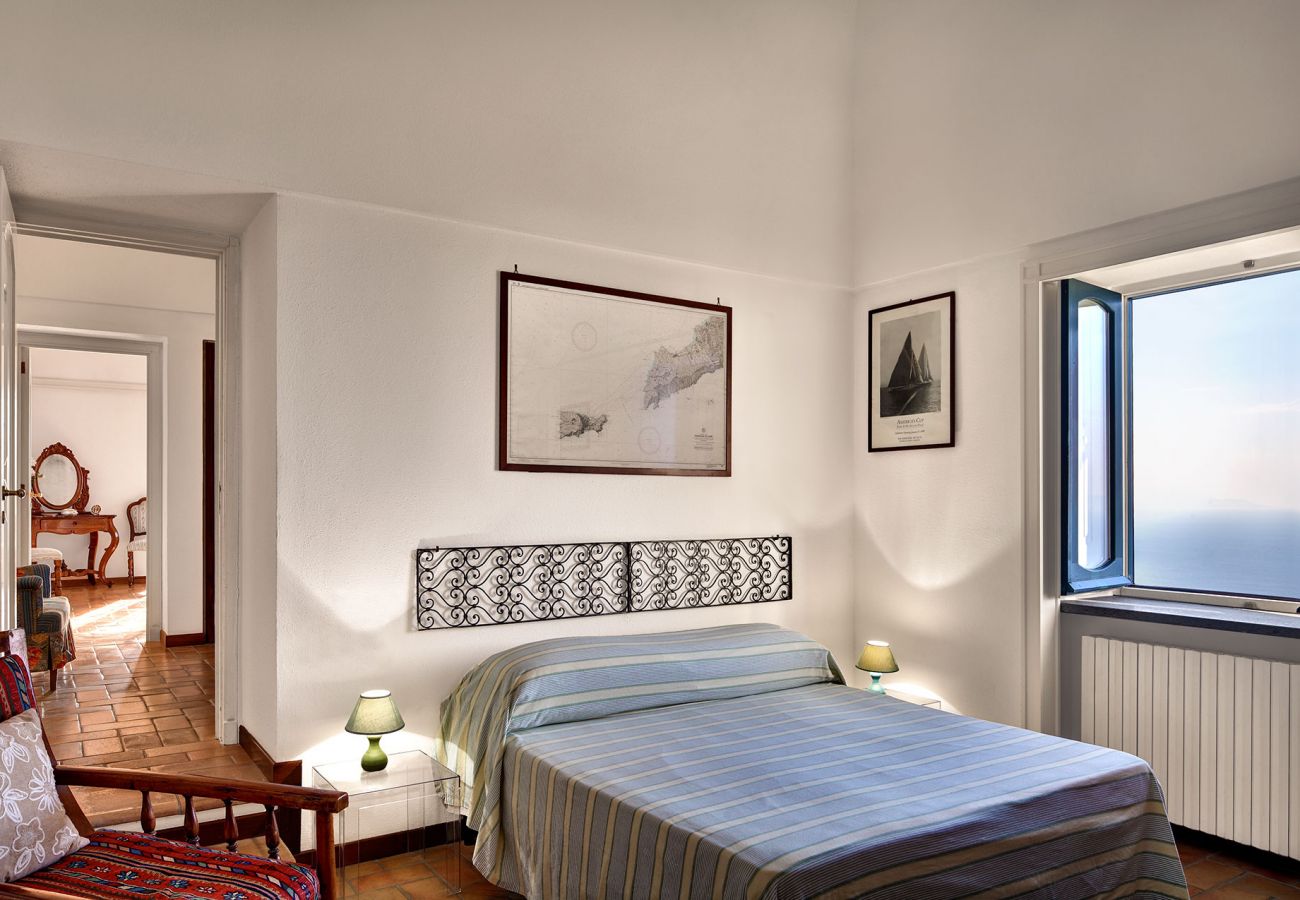 Villa a Massa Lubrense - Fondo Turiello. Authentic Italian Villa, with Pool