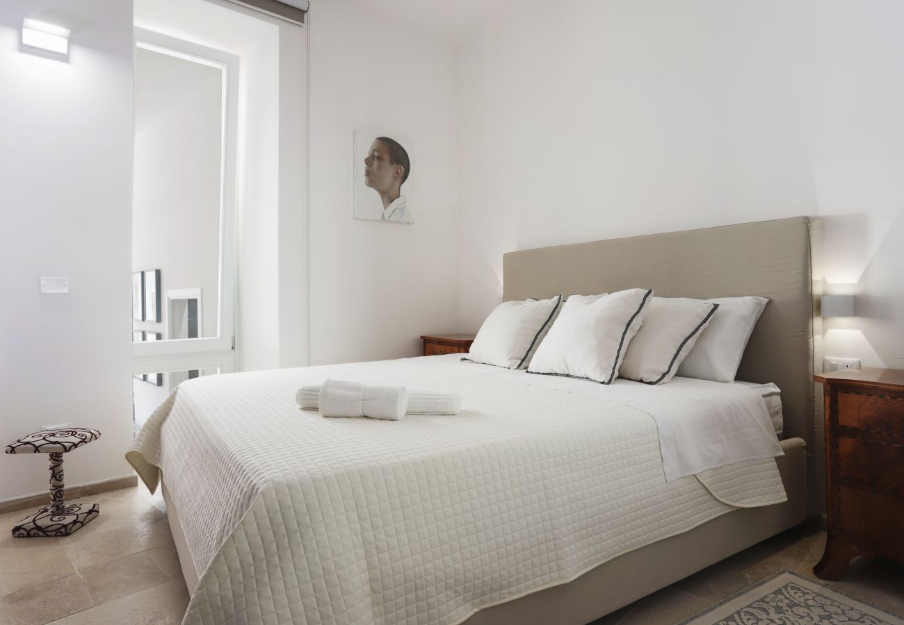 Appartamento a Noto - LOFT AuriSPA 143 con PISCINA -Affitti Brevi Italia