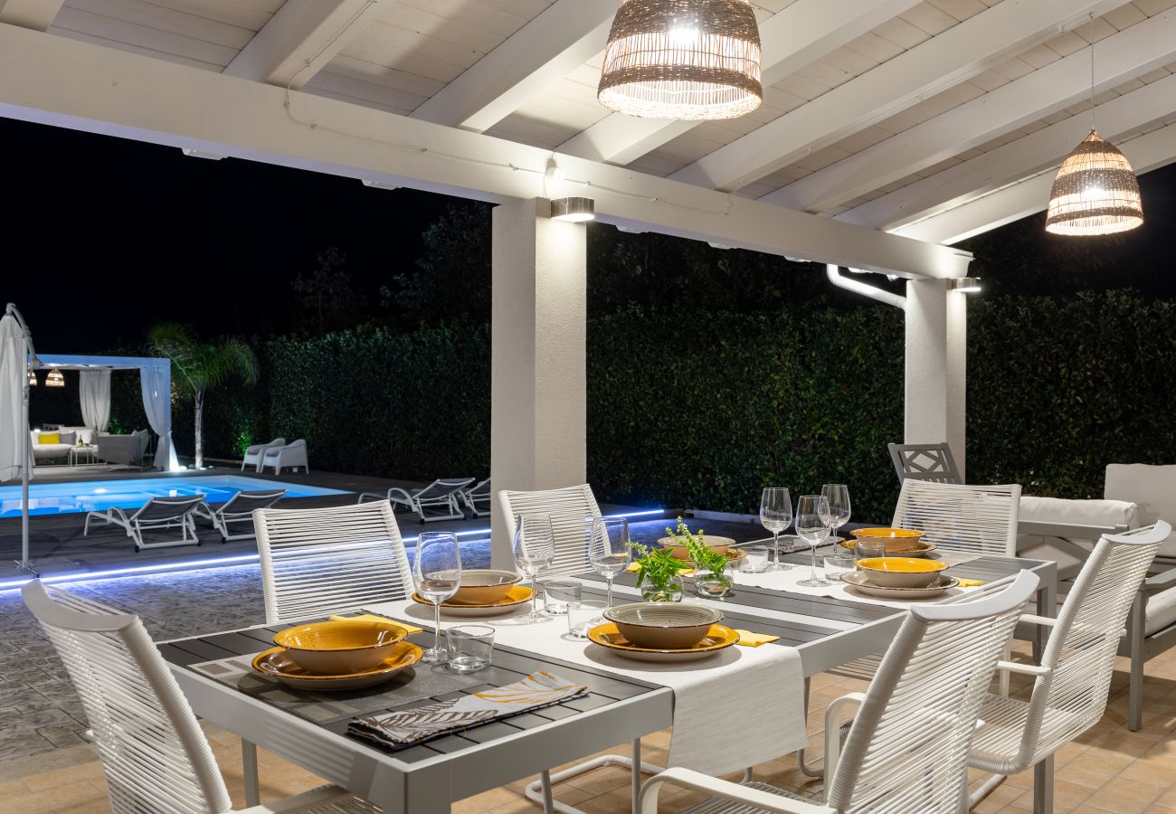 Villa a Ispica - VILLA GEMMA MARE & PISCINA RISCALDATA PRIVATA