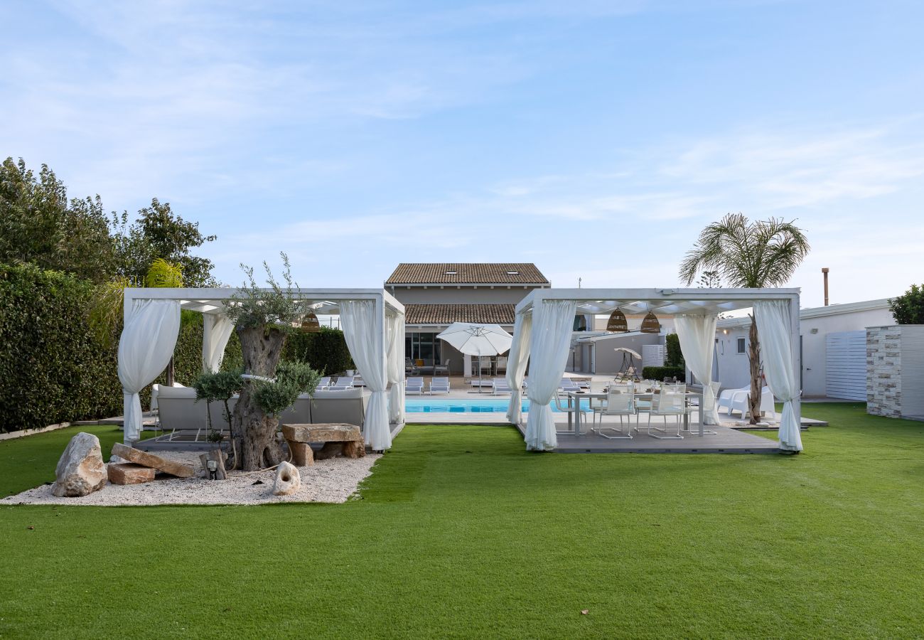 Villa a Ispica - VILLA GEMMA MARE & PISCINA RISCALDATA PRIVATA