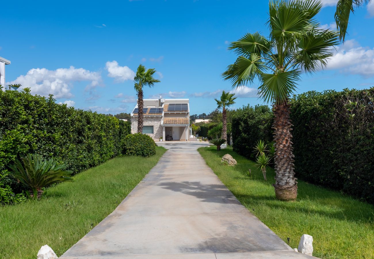 Villa a Ispica - VILLA GEMMA MARE & PISCINA RISCALDATA PRIVATA