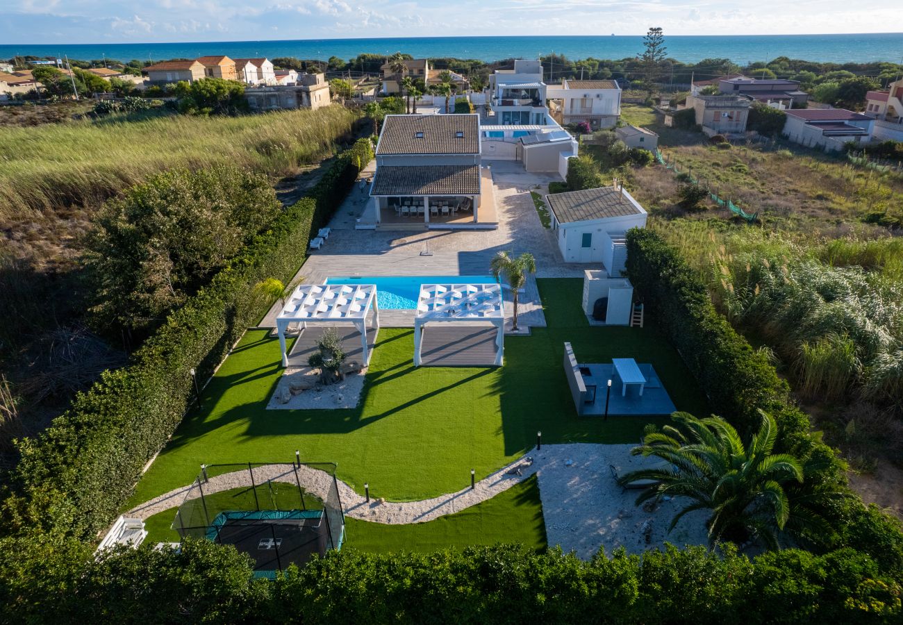 Villa a Ispica - VILLA GEMMA MARE & PISCINA RISCALDATA PRIVATA