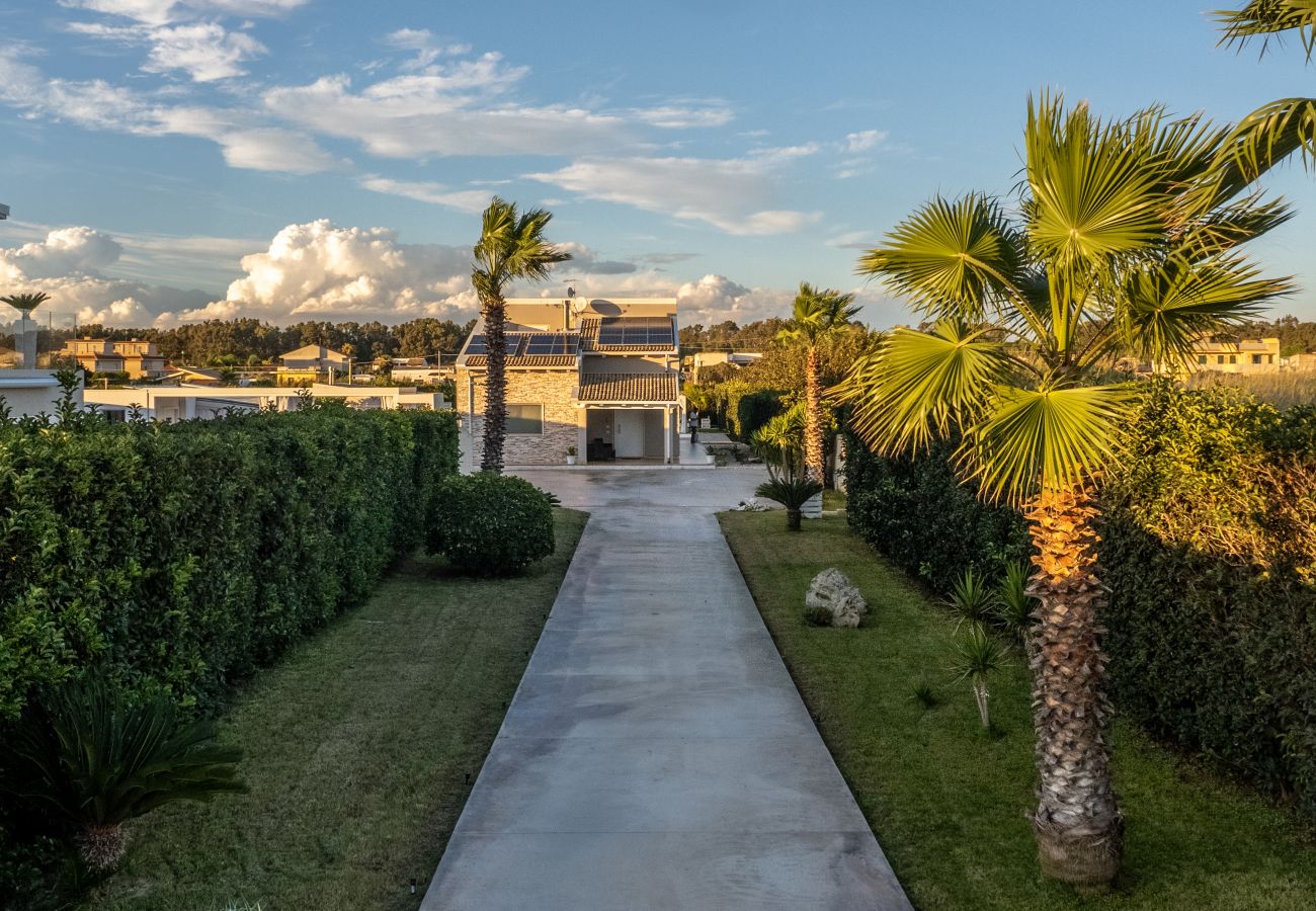 Villa a Ispica - VILLA GEMMA MARE & PISCINA RISCALDATA PRIVATA