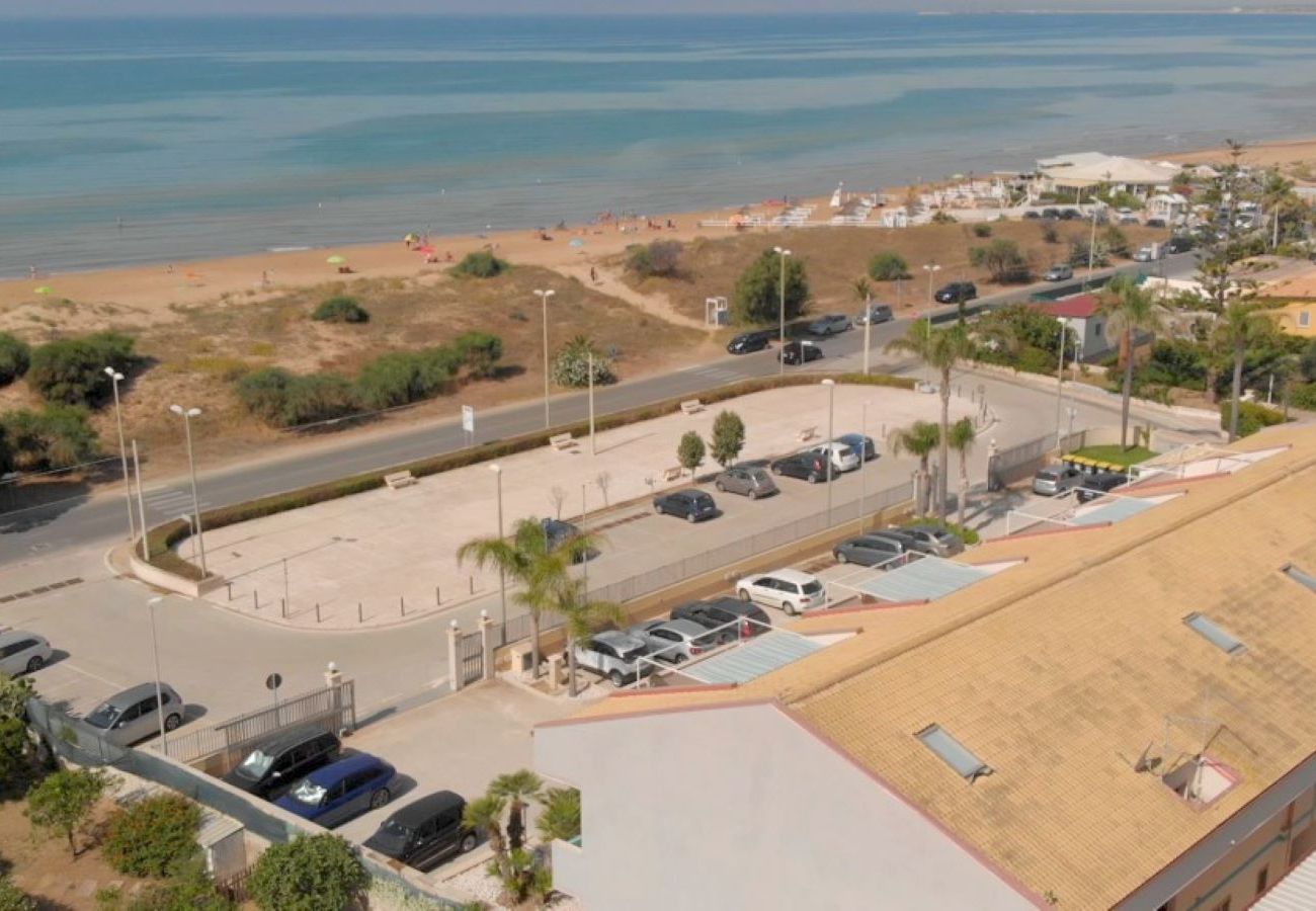 Appartamento a Ispica - Attico VISTA MARE e PISCINA - Affitti Brevi Italia
