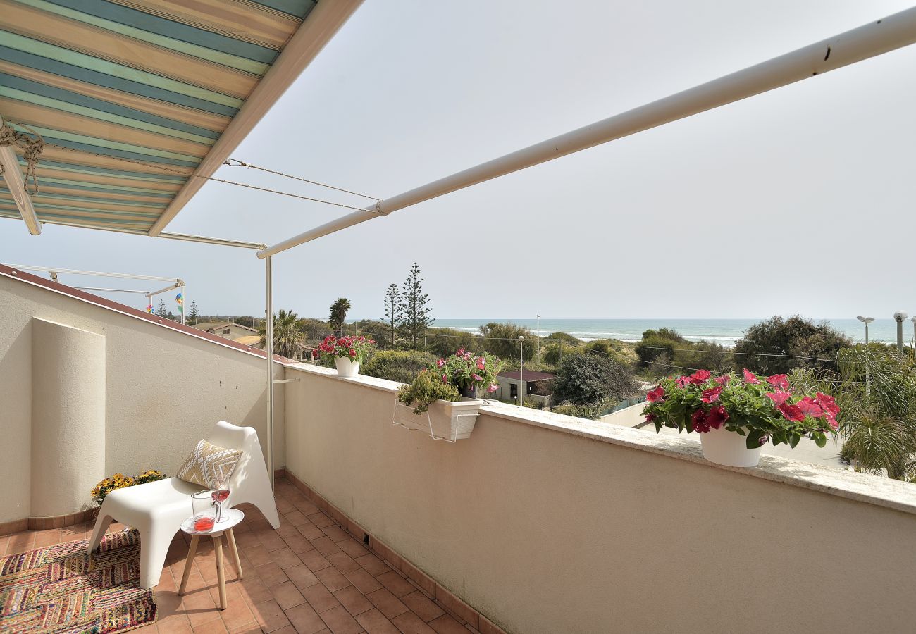 Appartamento a Ispica - Attico VISTA MARE e PISCINA - Affitti Brevi Italia