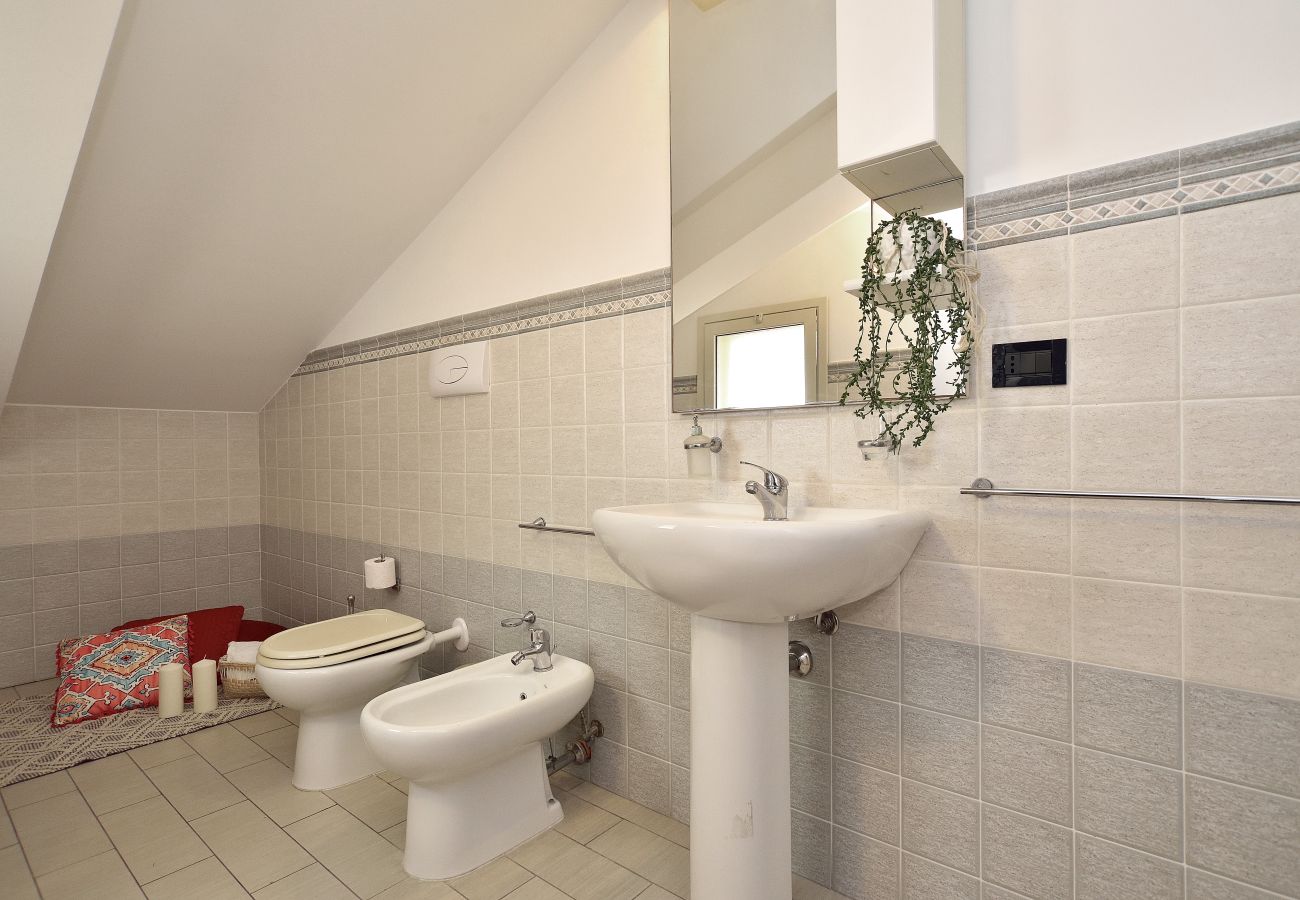 Appartamento a Ispica - Attico VISTA MARE e PISCINA - Affitti Brevi Italia