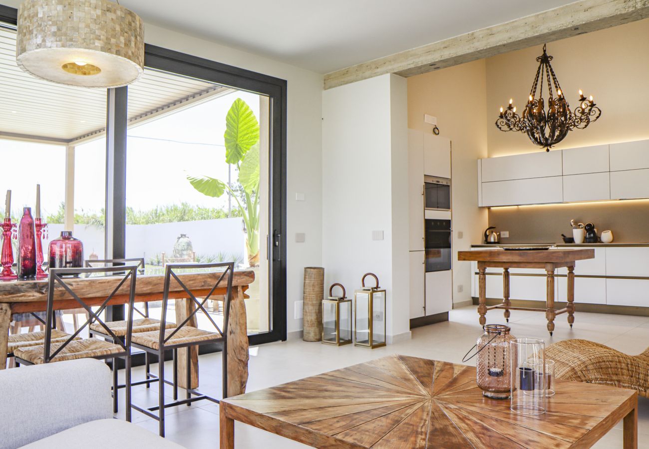 Villa a Ispica - VILLA ALTI CON PISCINA VISTA MARE