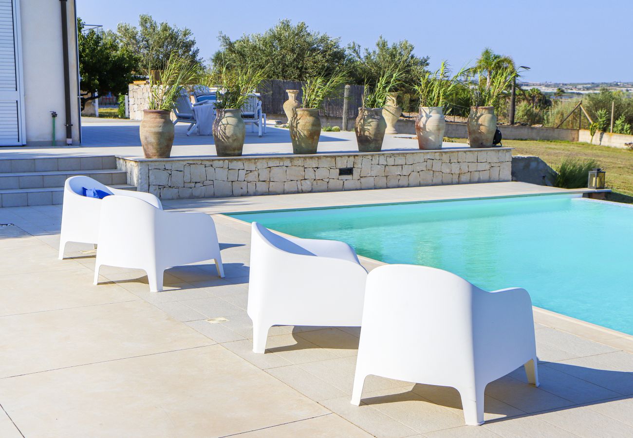 Villa a Ispica - VILLA LE GIOE DELLA VITA - Affitti Brevi Italia