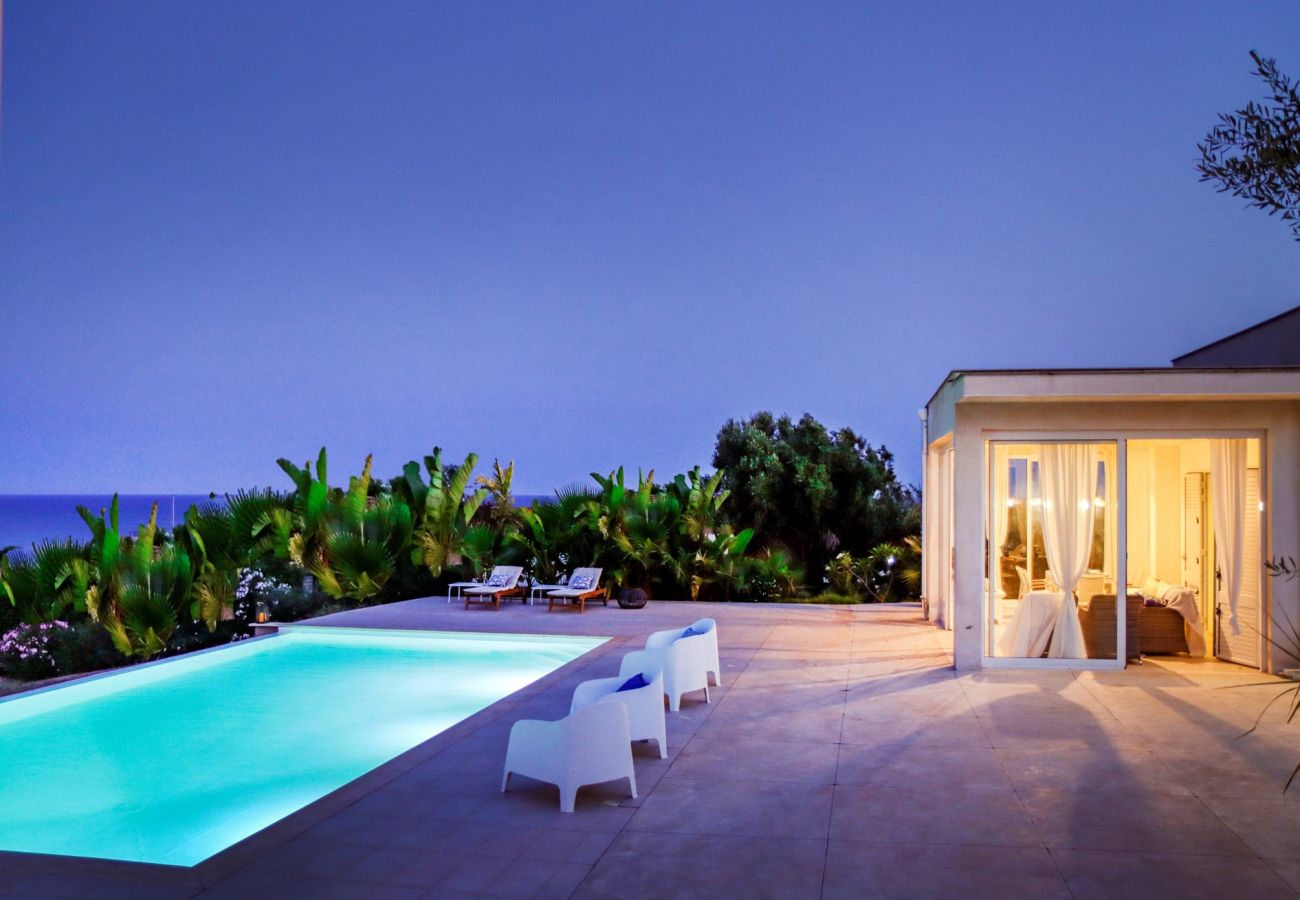 Villa a Ispica - VILLA LE GIOE DELLA VITA - Affitti Brevi Italia