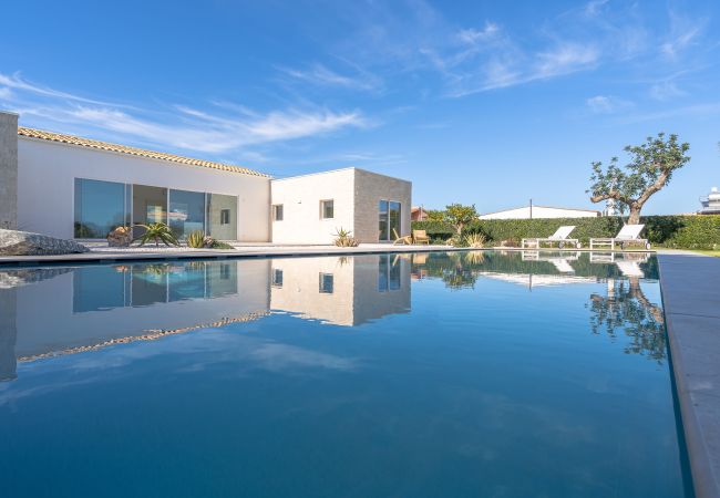 Villa a Siracusa - Villa Ophelia, stunning pool