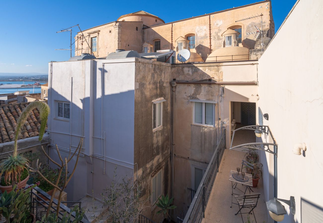 Appartamento a Siracusa - La casa della scrittrice by Dimore in Sicily