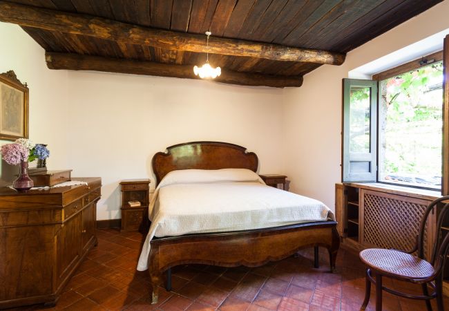 bright double bedroom good wood, villa mellicata, massa lubrense, italy