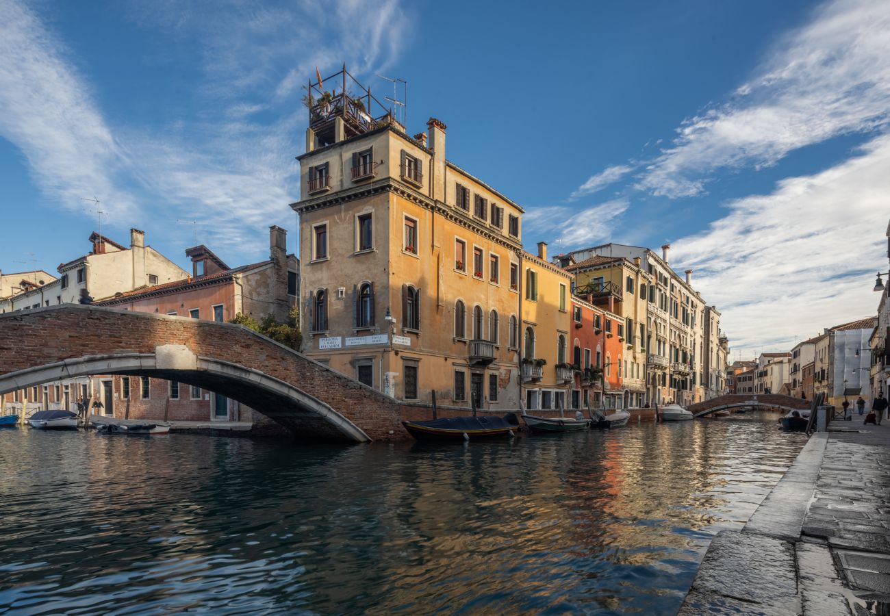 Apartment in Venice - Luxury Garden Mansion R&R