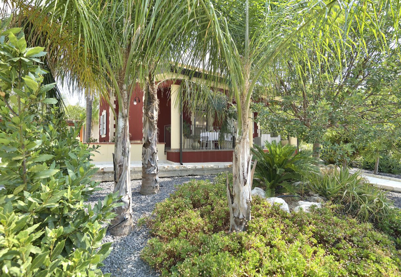 Villa in Ispica - VILLA DEL COLLE CON PISCINA PRIVATA
