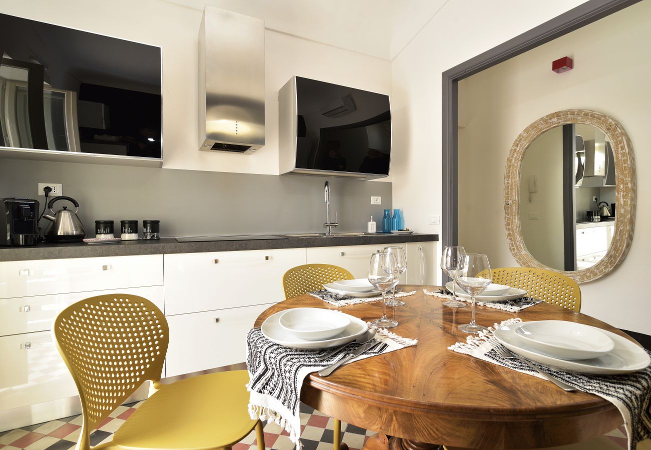 Apartment in Modica - DOMUS SBIRCIÒ - Affitti Brevi Italia