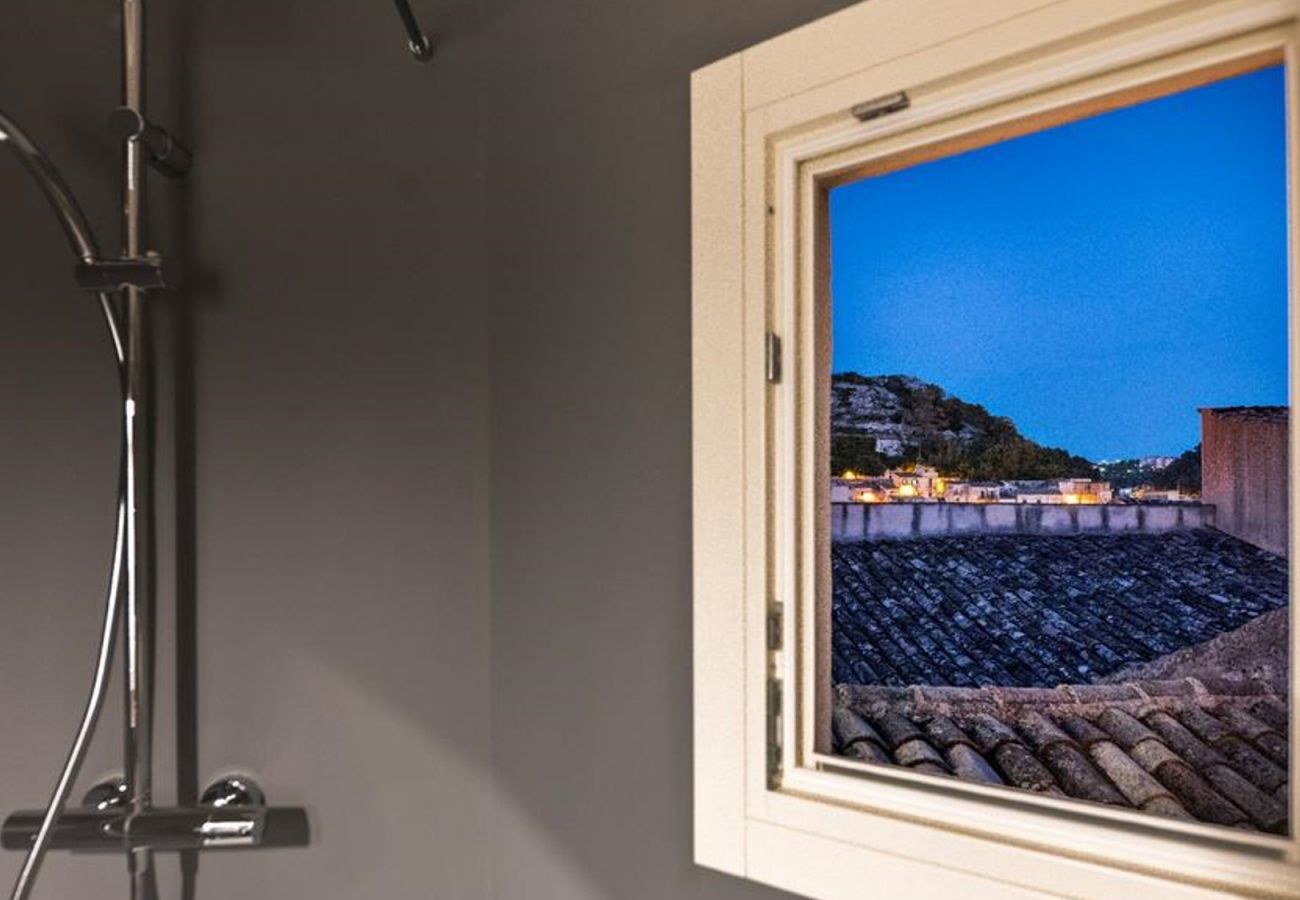 Apartment in Modica - DOMUS SBIRCIÒ - Affitti Brevi Italia