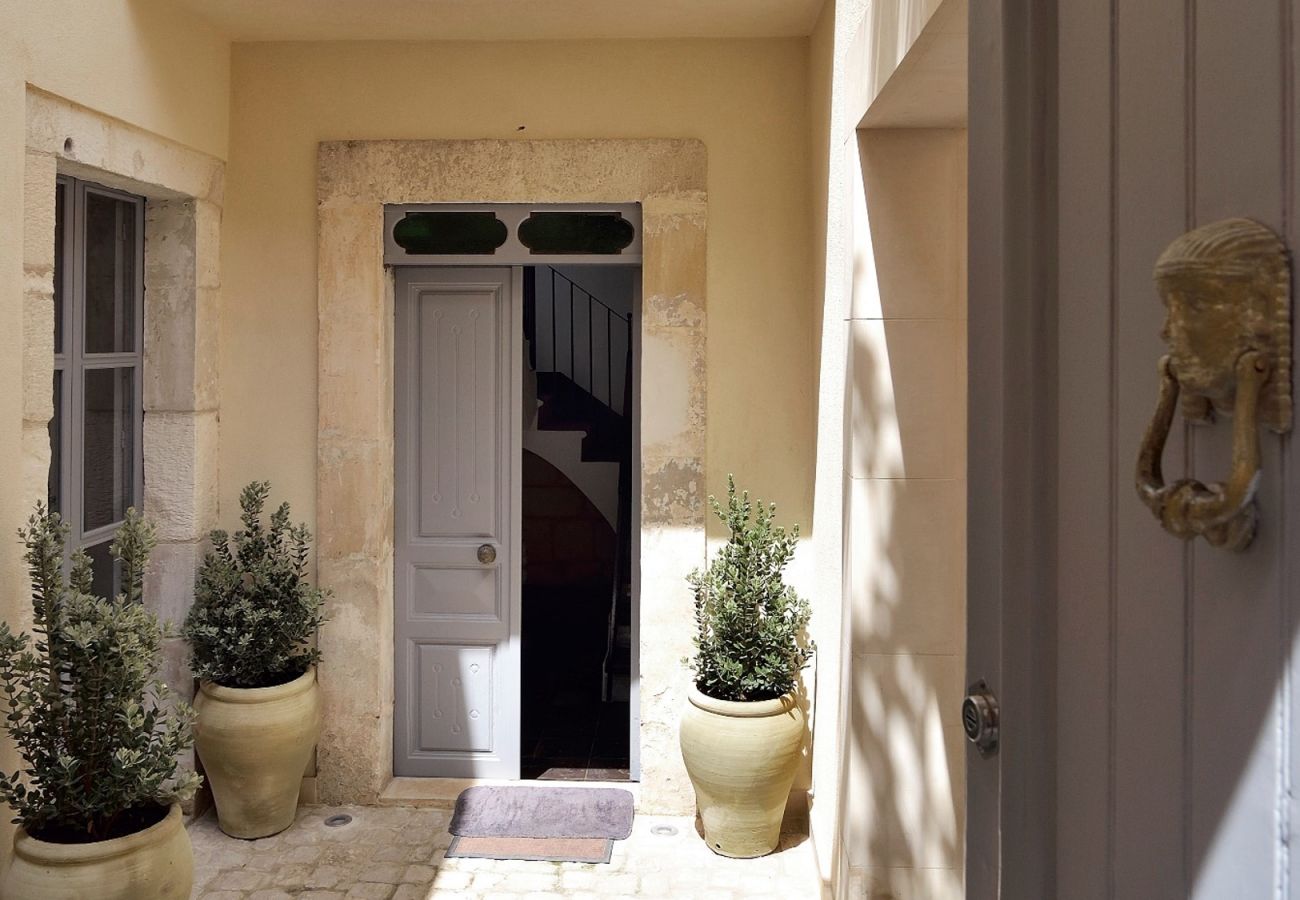 Apartment in Modica - DOMUS SBIRCIÒ - Affitti Brevi Italia