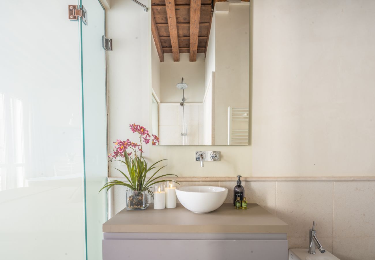 Apartment in Venice - Lion Palace Canal View R&R