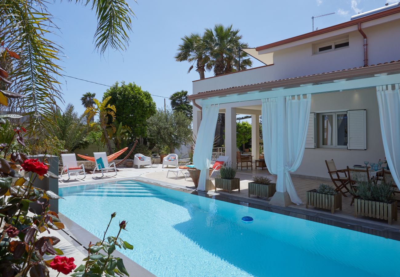 Villa in Ispica - VILLA ZAIMA CON PISCINA PRIVATA