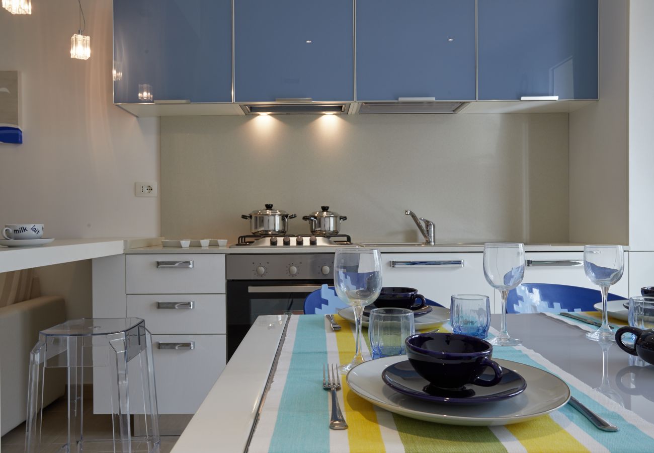 Apartment in Pozzallo - CASA VIVIAN FRONTE MARE - Affitti Brevi Italia