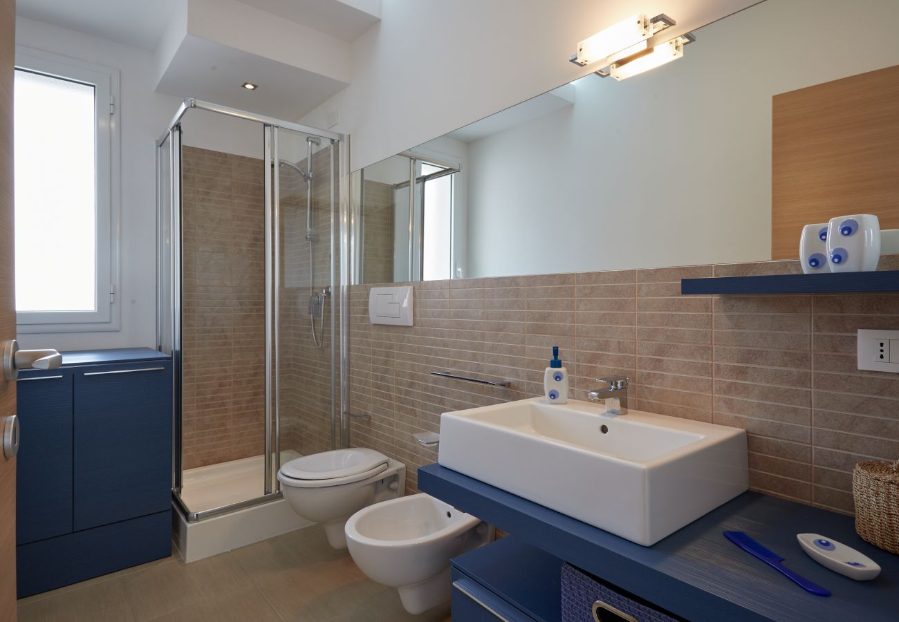 Apartment in Pozzallo - CASA VIVIAN FRONTE MARE - Affitti Brevi Italia