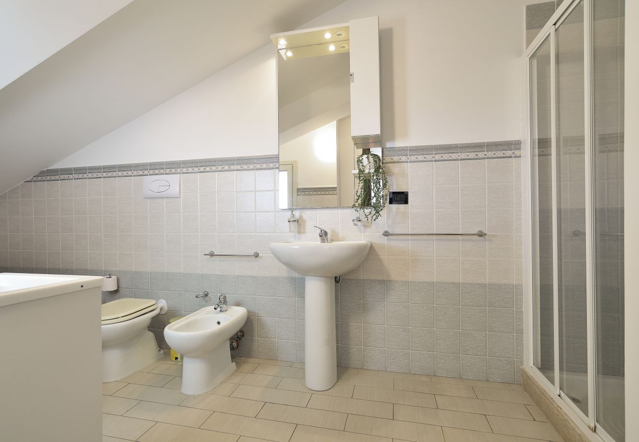 Apartment in Ispica - Attico VISTA MARE e PISCINA - Affitti Brevi Italia