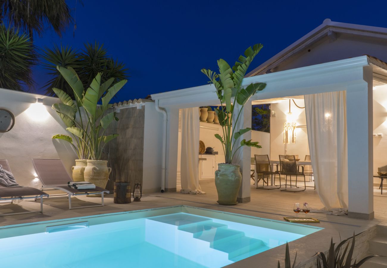 Villa in Ispica - VILLA  DELLE PALME  CON PISCINA - Affitti Brevi It
