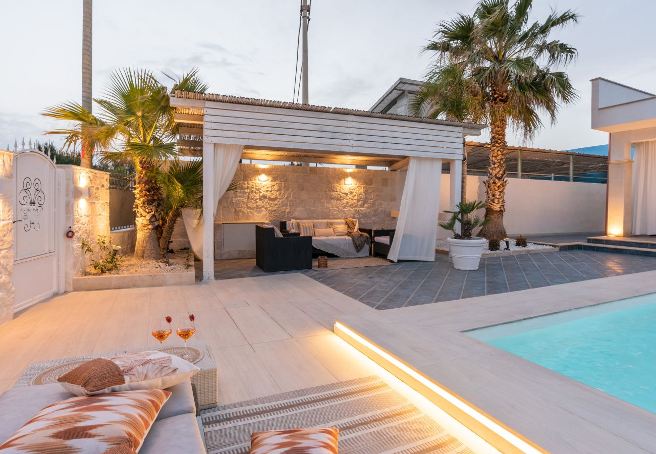 Villa in Ispica - VILLA Soave  Mare e Piscina - Affitti Brevi Italia