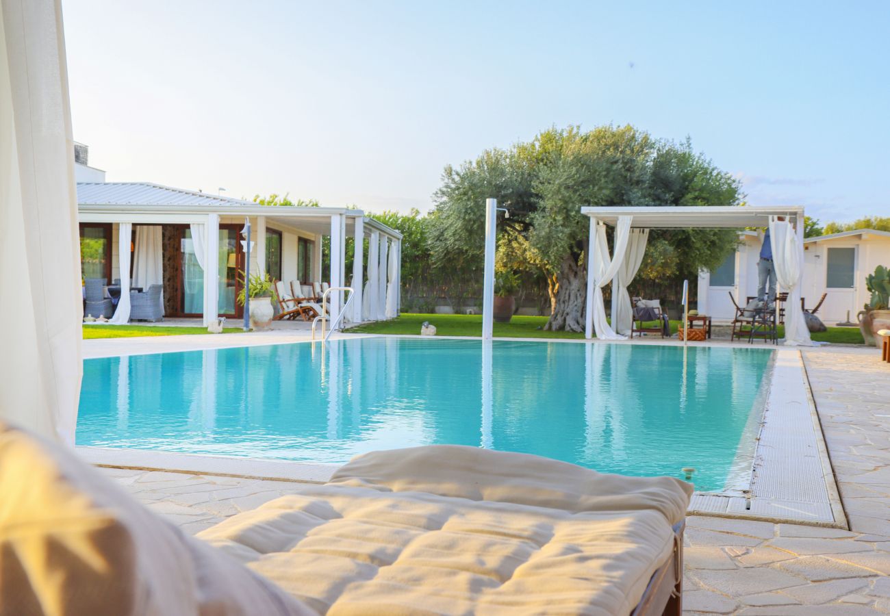 Villa in Ispica - VILLA ERIKA con piscina privata