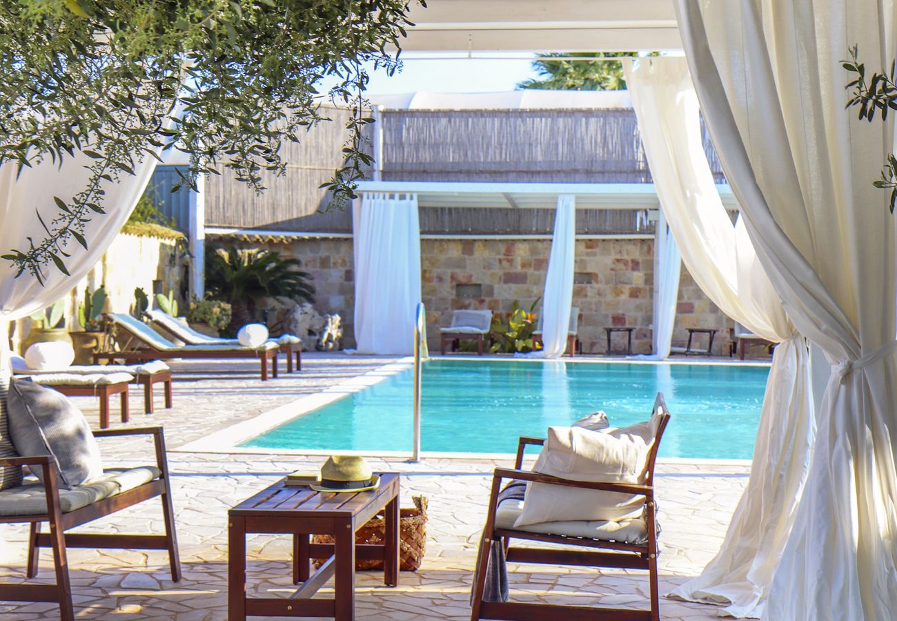 Villa in Ispica - VILLA ERIKA con piscina privata
