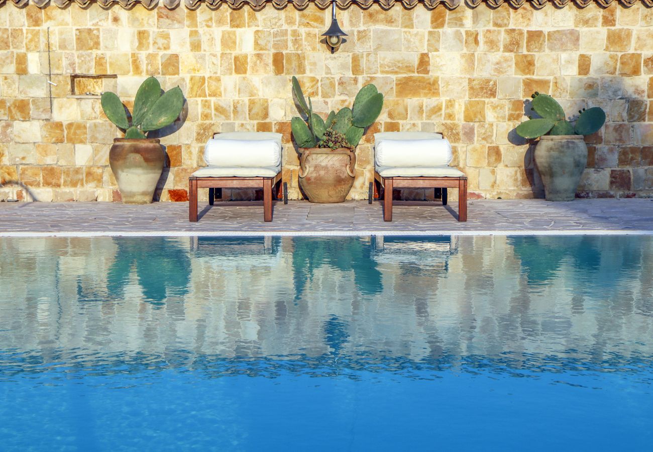 Villa in Ispica - VILLA ERIKA con piscina privata