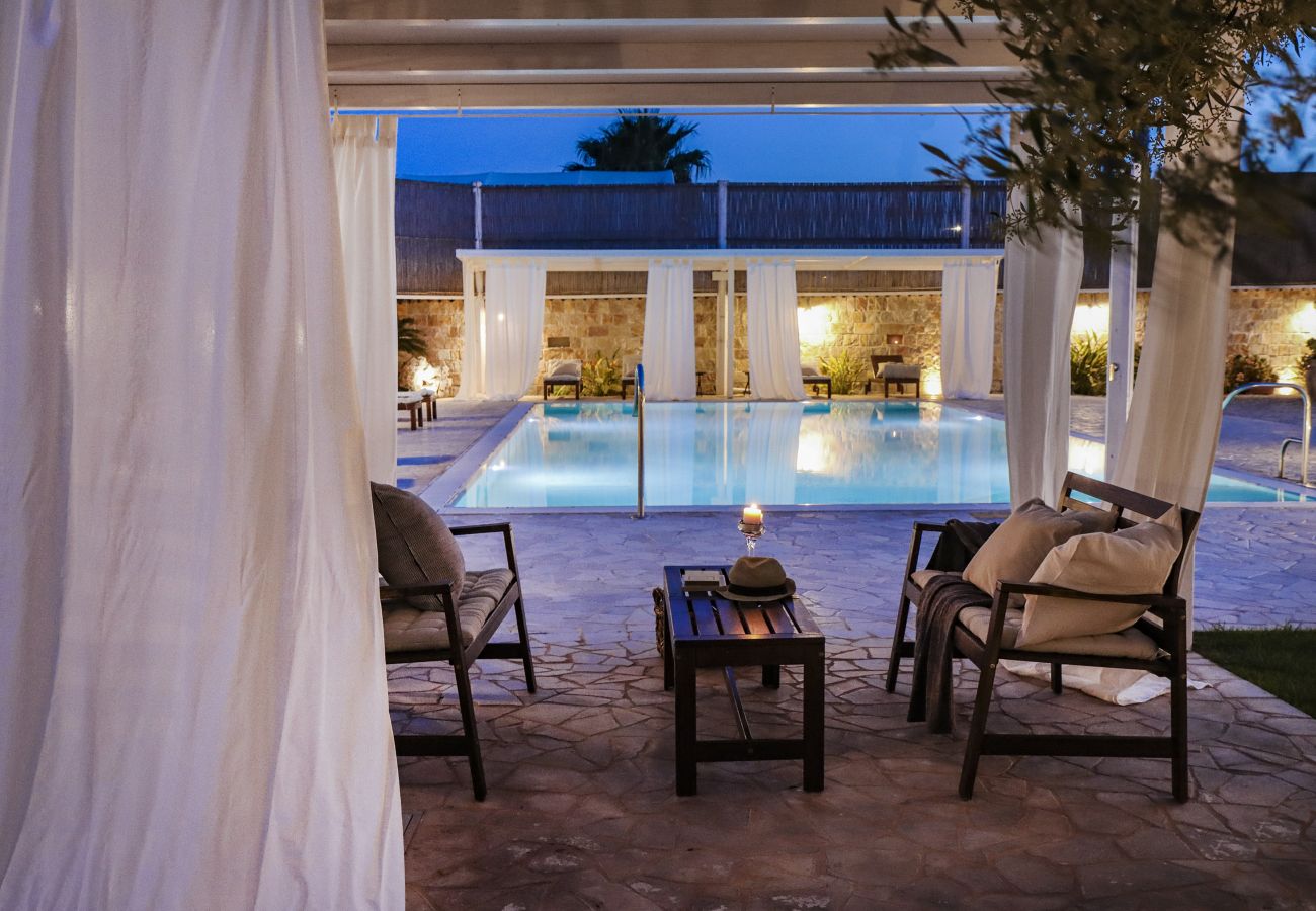 Villa in Ispica - VILLA ERIKA con piscina privata