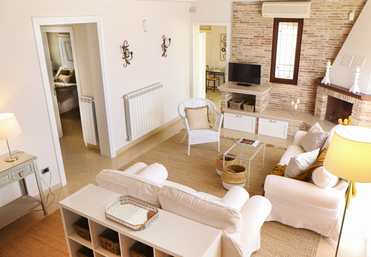 Villa in Ispica - VILLA ERIKA con piscina privata