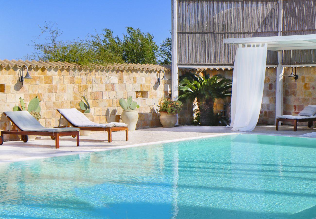 Villa in Ispica - VILLA ERIKA con piscina privata