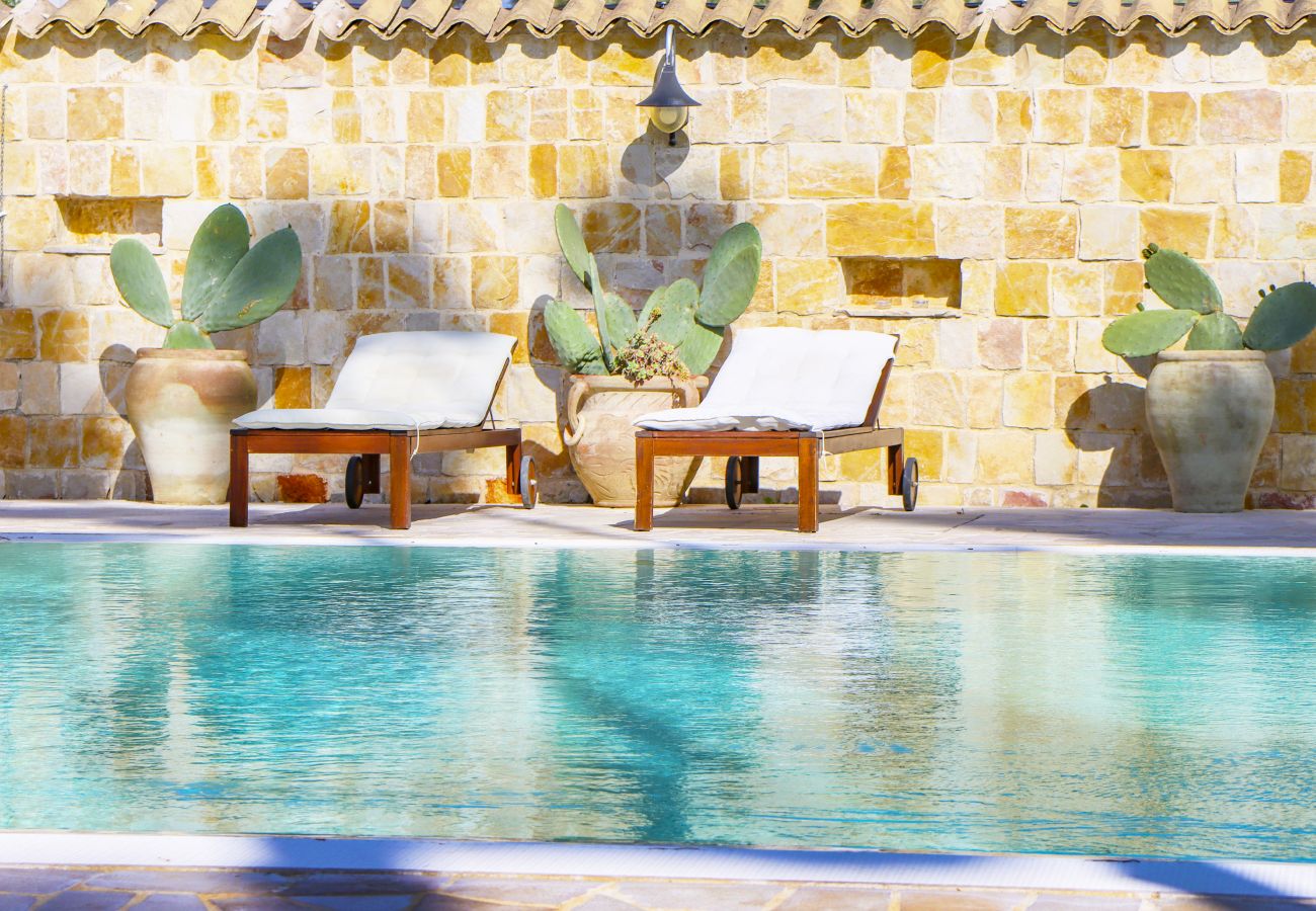 Villa in Ispica - VILLA ERIKA con piscina privata