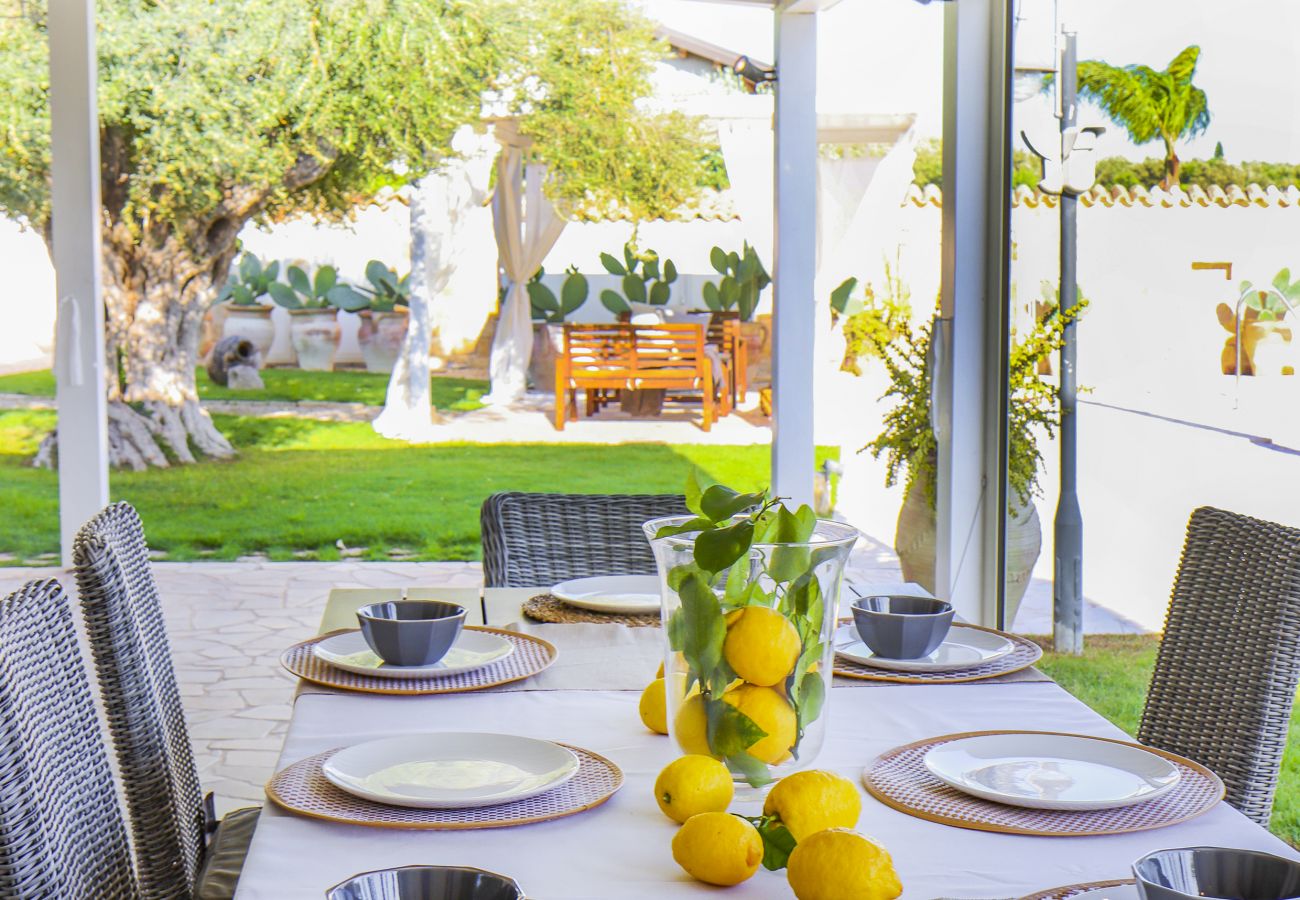 Villa in Ispica - VILLA ERIKA con piscina privata
