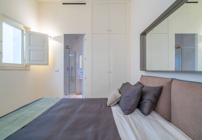 Rent by room in Syracuse - Vigliena  confortable room  1